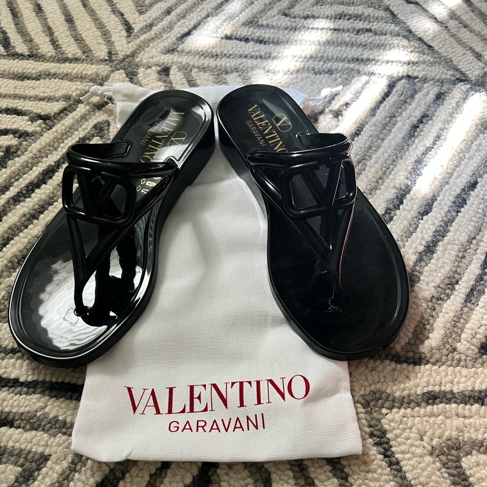 Valentino Garavani Glossy Black Slides